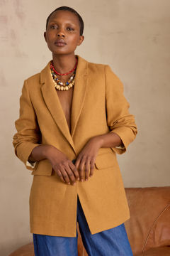 Picture of NELIA B UNI